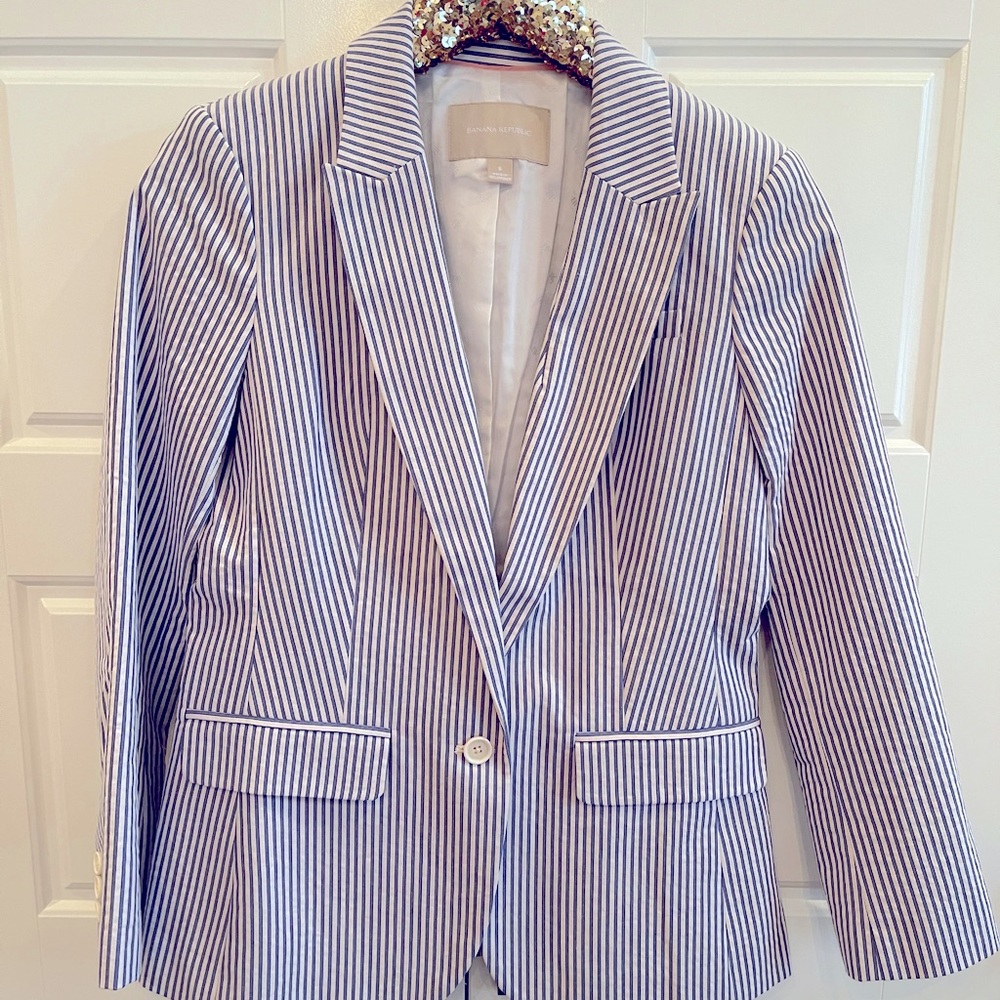 Banana Republic blazer - Lt Blue Stripe sz 6